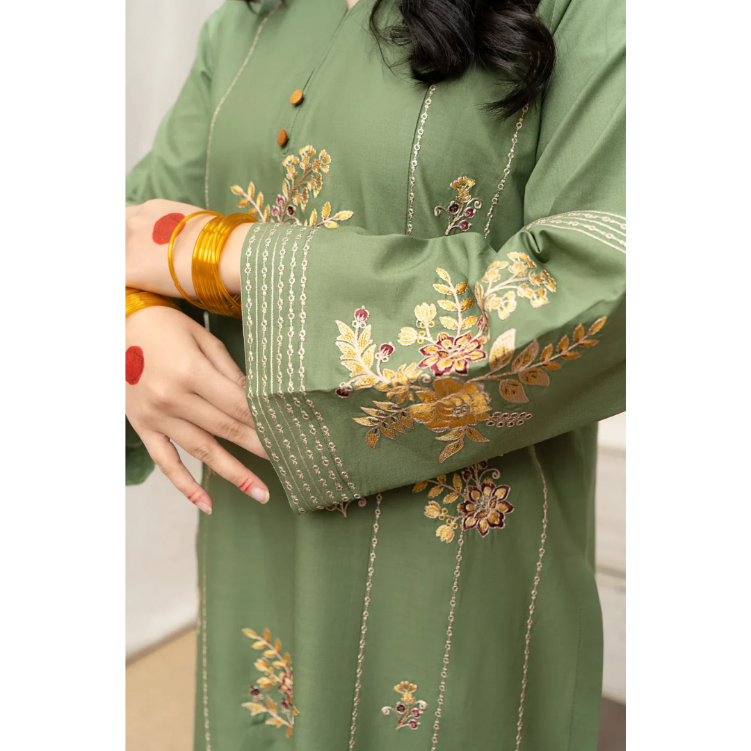Green Embroidered Lawn Suit – 3-Piece -Unstiched