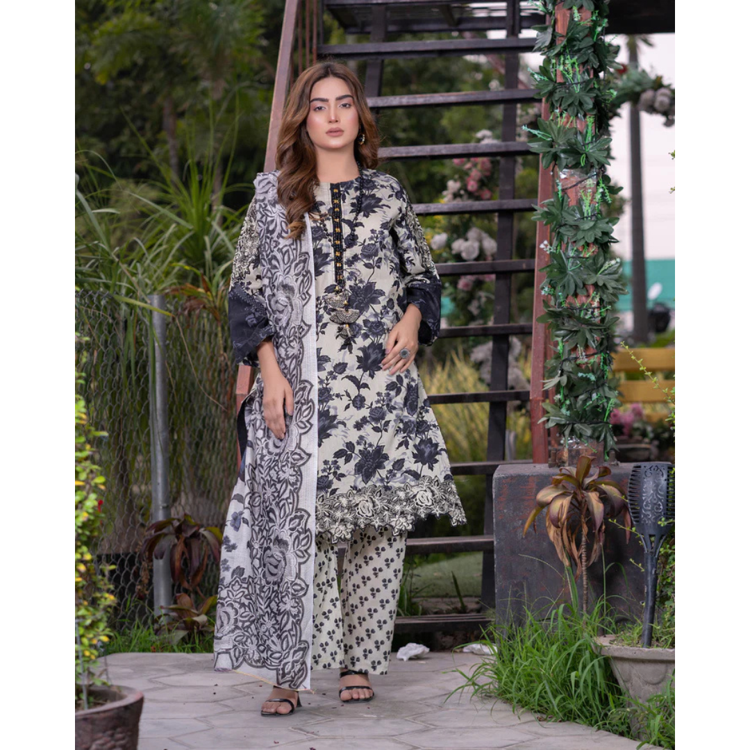 Grey Lawn 3-Piece Digital Printed Shirt with Flapper Cord & Organza Dupatta Set
