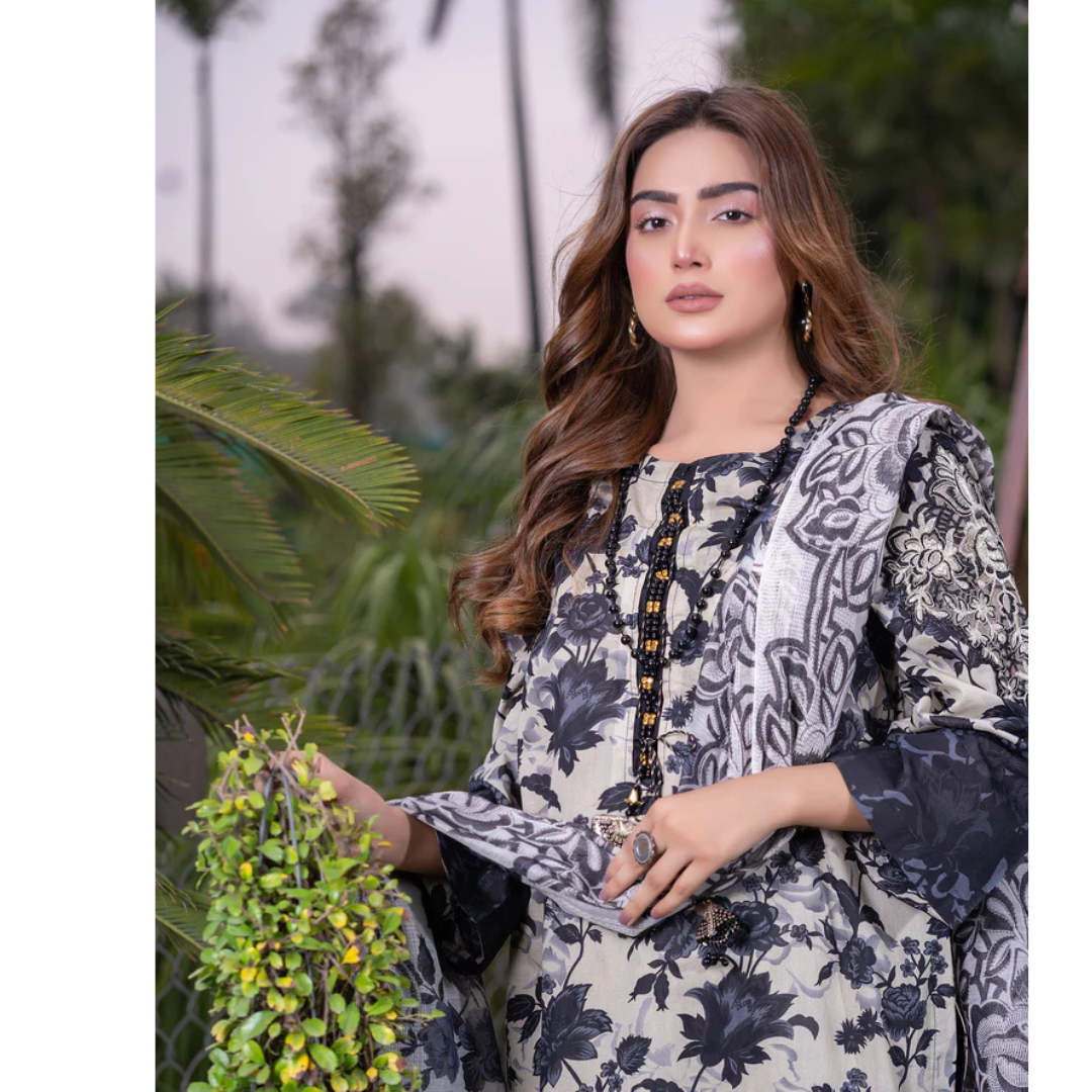 Grey Lawn 3-Piece Digital Printed  Shirt with Flapper Cord & Organza Dupatta Set