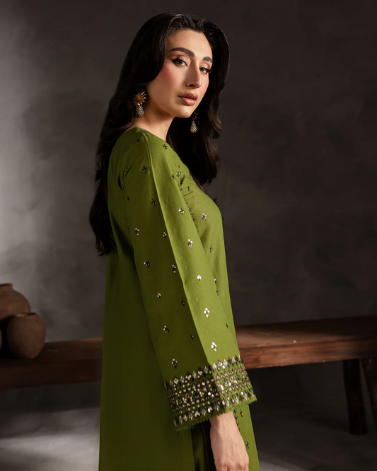 Green Linen Embroidered Women’s 3-Piece Stitched Suit