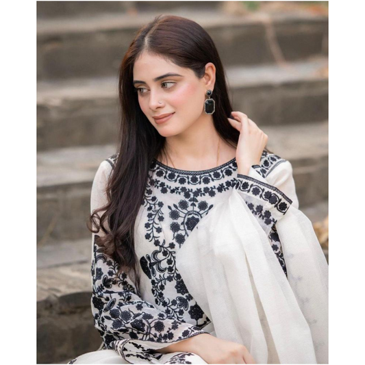 White Embroidered Organza 3-Piece Set – Shirt, Trouser & Dupatta for Women