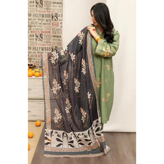 Green Embroidered Lawn Suit – 3-Piece -Unstiched