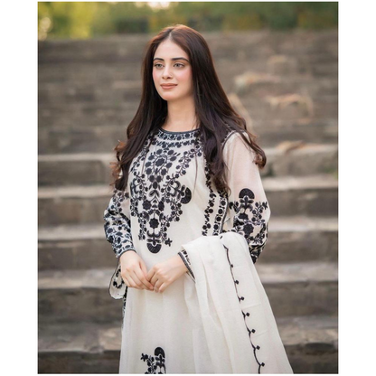 White Embroidered Organza 3-Piece Set – Shirt, Trouser & Dupatta for Women
